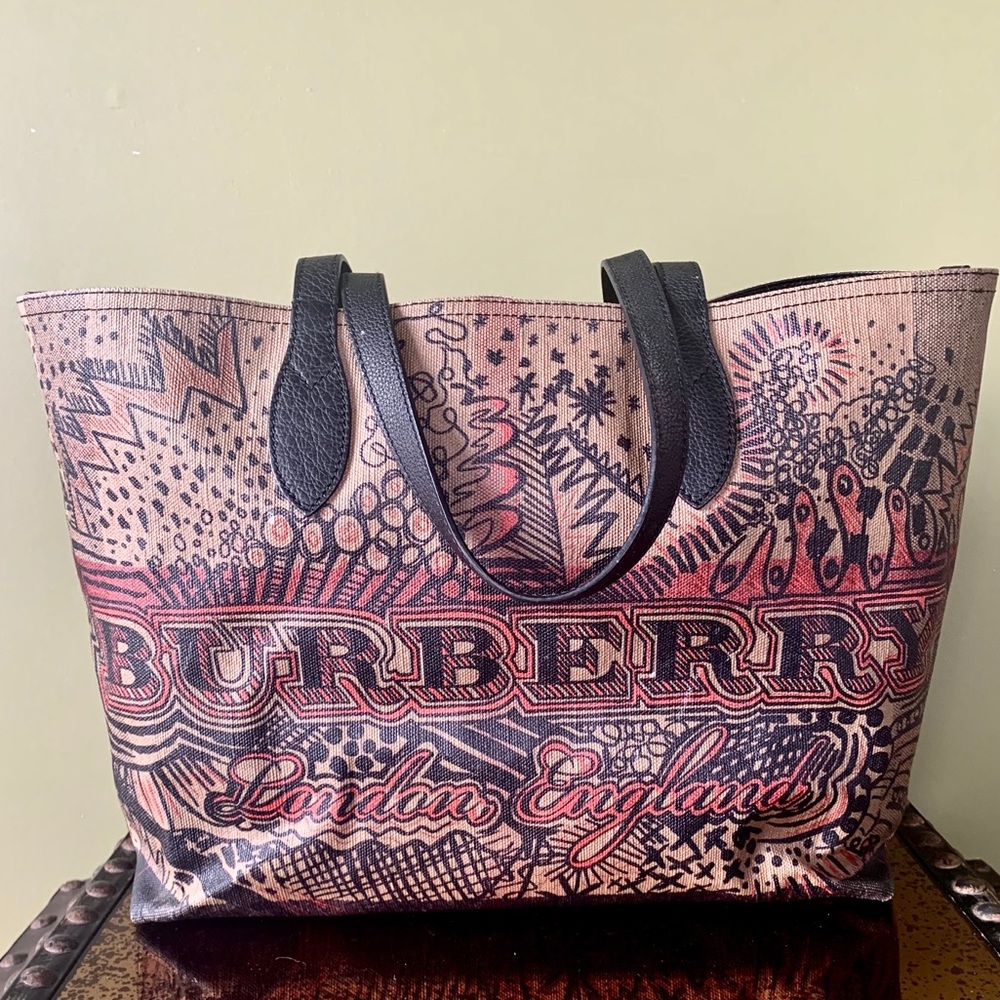 BURBERRY Check Canvas Doodle Reversible Tote